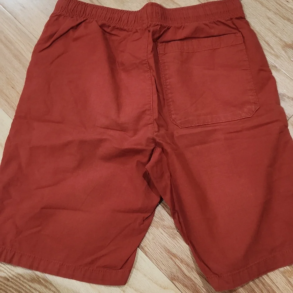 Old navy big boy shorts rust color xxl